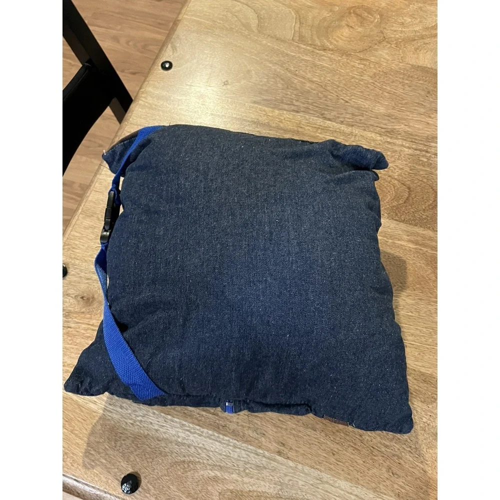 Activity Pillow for Cognitive & Alzheimer's Therapy Neurodivergent Aid